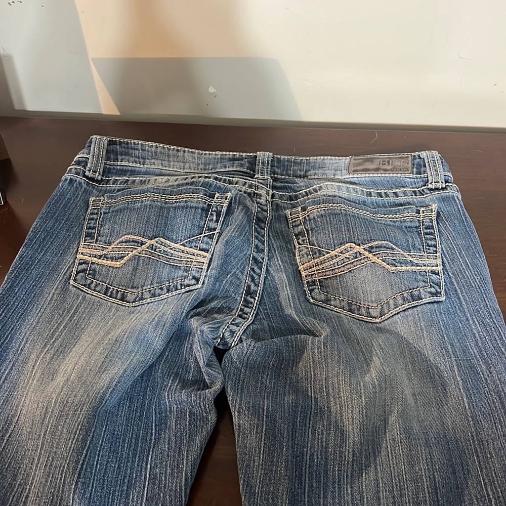 Buckle jeans